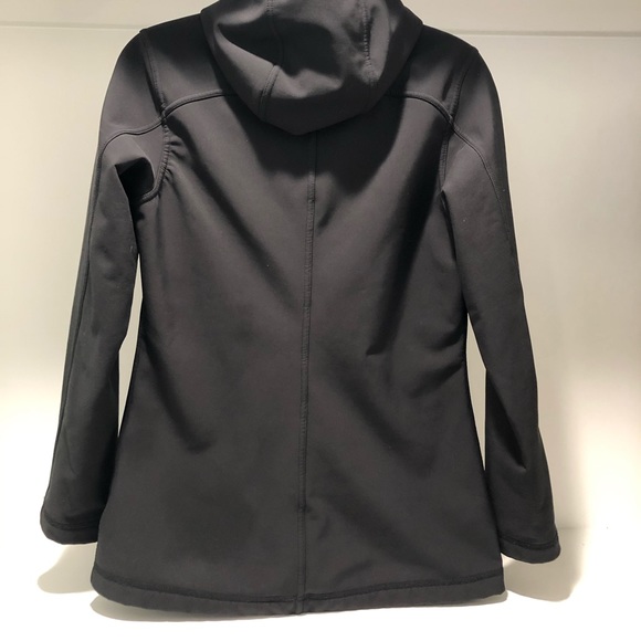 Women’s Marmot jacket - Picture 2 of 5